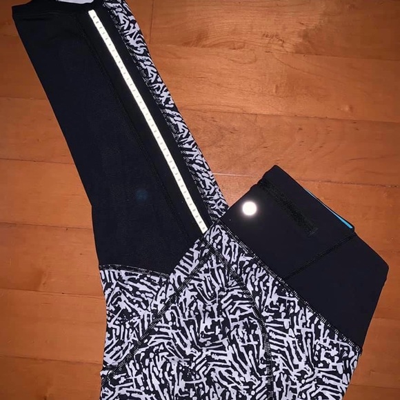 Lululemon Leggings - Picture 6 of 7